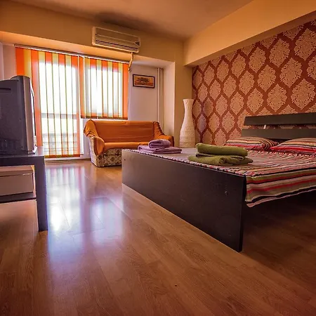 Studio Old Town House Of Parliament View Apartment