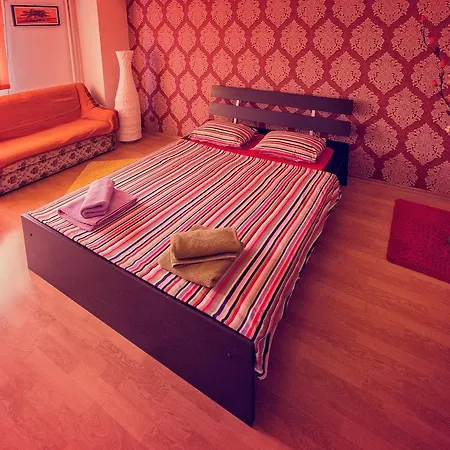 Studio Old Town House Of Parliament View Apartment